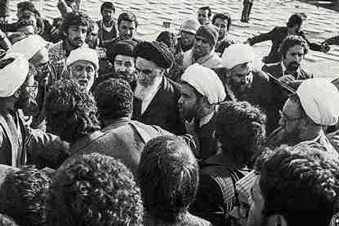 واکنش مردم خمین به انتشار خبر بازگشت امام خمینی به میهن