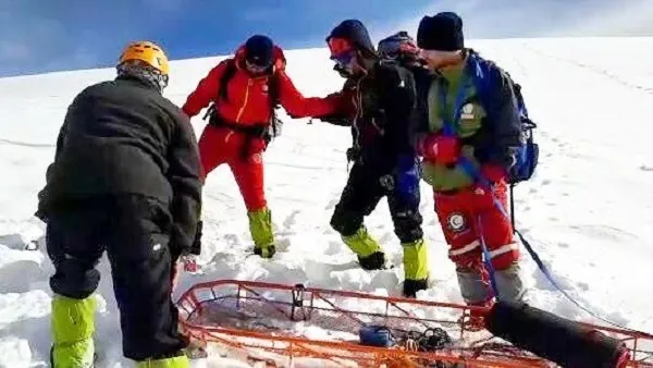 دوره باز آموزی جستجو و نجات در کوهستان در قزوین برگزار شد