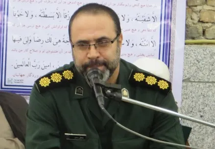 دشمن از کوچک‌ترین غفلت ما بزرگترین سوءاستفاده را می‌کند