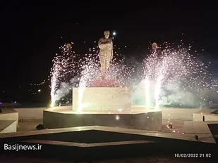 طنین بانگ الله اکبر ونورافشانی درآسمان شهر اهرم