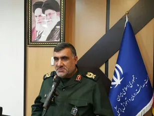 ایران اسلامی در حال پیشرفت است/ با اعتماد به جوانان پوزه دشمن را به خاک می مالیم