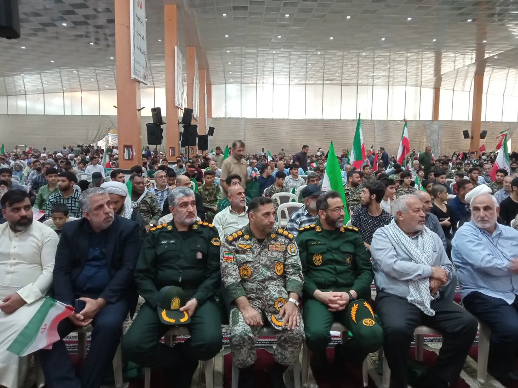 


گردهمایی بزرگ جانفدایان در مصلی نماز جمعه ماهشهر برگزار شد