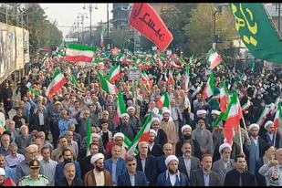 گیلان، در میدان جان&zwnj;فدایی برای ایران با یاد شهیدان وطن در میدان &laquo;جان فدا&raquo; ایستاد