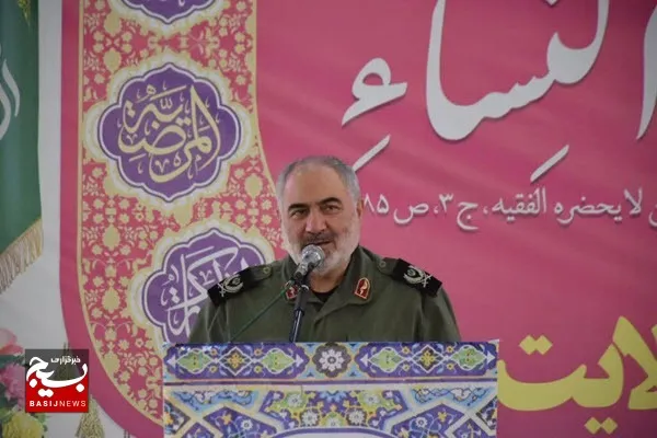 درخشش سپاه و بسیج در جهان به دلیل وجود نیروی انسانی توانمند و هوشیار است