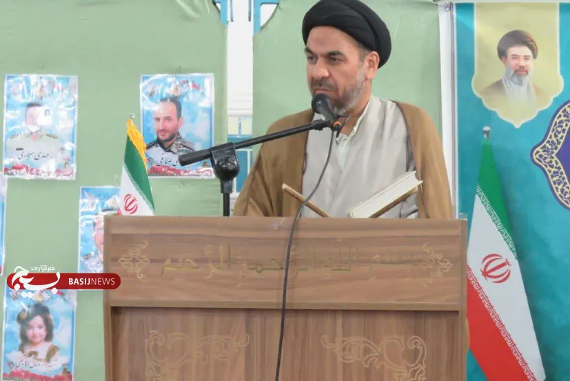 دشمن در جنگ ترکیبی به دنبال تضعیف نظام اسلامی است