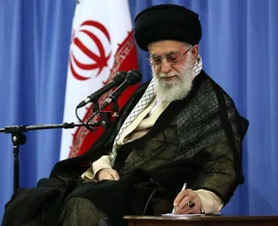 رهبر انقلاب سیاست&zwnj;های کلی تأمین اجتماعی را ابلاغ کردند