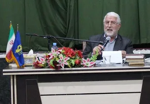 دیدار مشاور عالي سردار سليماني در جمع رزمندگان لشکر 27