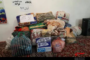 کمک&zwnj;های مردم روستای توانه نهاوند به زلزله&zwnj;زدگان