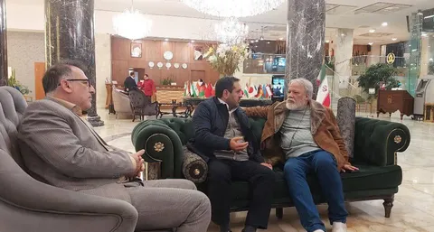 تجدید دیدار مسئولین بسیج هنرمندان با پژوهشگر نامی موسیقی ایرانی