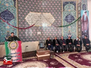 ایستادگی و مقاومت عامل تداوم 44 سالگی انقلاب اسلامی است