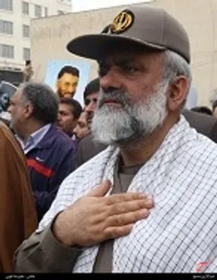 عکس/سردار نقدی در مراسم تشییع فرج&zwnj;الله سلحشور