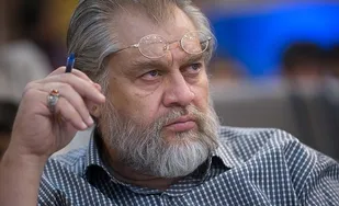 بررسی عامل میکروبی حمله به نادر طالب&zwnj;زاده