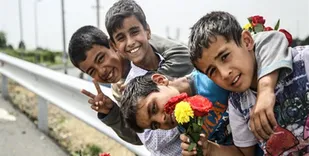 راه&zwnj;کارهای کمک به کودکان کار در ایام کرونا