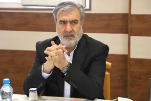 عزیزی: آمریکایی&zwnj;ها به زودی از منطقه اخراج می&zwnj;شوند