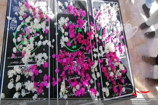 غبار روبی و عطر افشانی مزار شهدای گمنام قصرقند