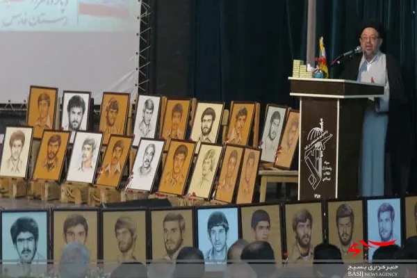 شهدای شهرستان کازرون بدریون شهدای انقلاب اسلامی هستند