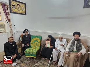 دیدار خدام رضوی با خانواده شهید اسماعیل جمیله به مناسبت دهه کرامت