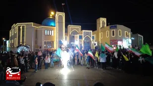 جشن و اجتماع حمایتی مردم گلبهار از پیروزی های جبهه مقاومت اسلامی + عکس و فیلم