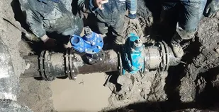 ارتقای خدمات به مشترکان شهر ستان ری با تعویض شیر آلات فرسوده