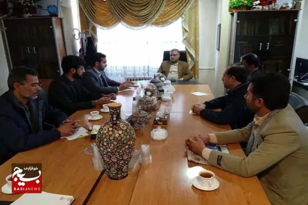 ۱۳۰۰ نفر در اسدآباد زیر پوشش‌ صندوق بیمه اجتماعی کشاورزان هستند