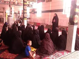 مادر نقش کلیدی در تربیت فرزند دارد