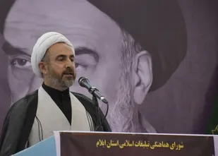 امام راحل (ره) با پشتوانه مردم پرچمدار مبارزه برای احیای دین خدا شد