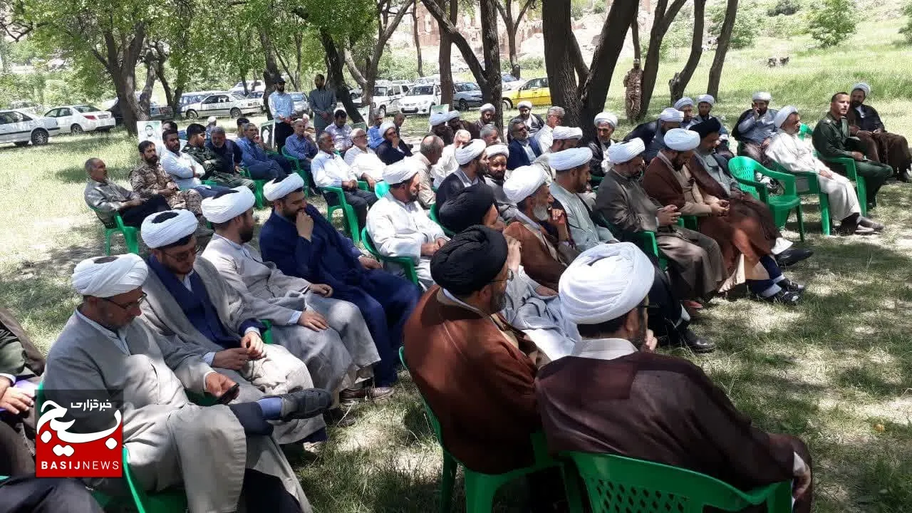 نشست ارکان شبکه تربیتی صالحین سپاه در ماکو برگزار شد
