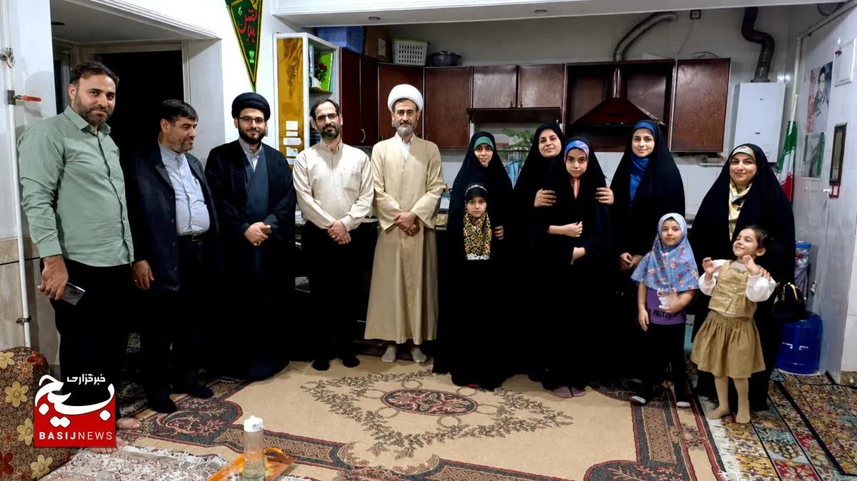تجلیل از خادمان مسجد