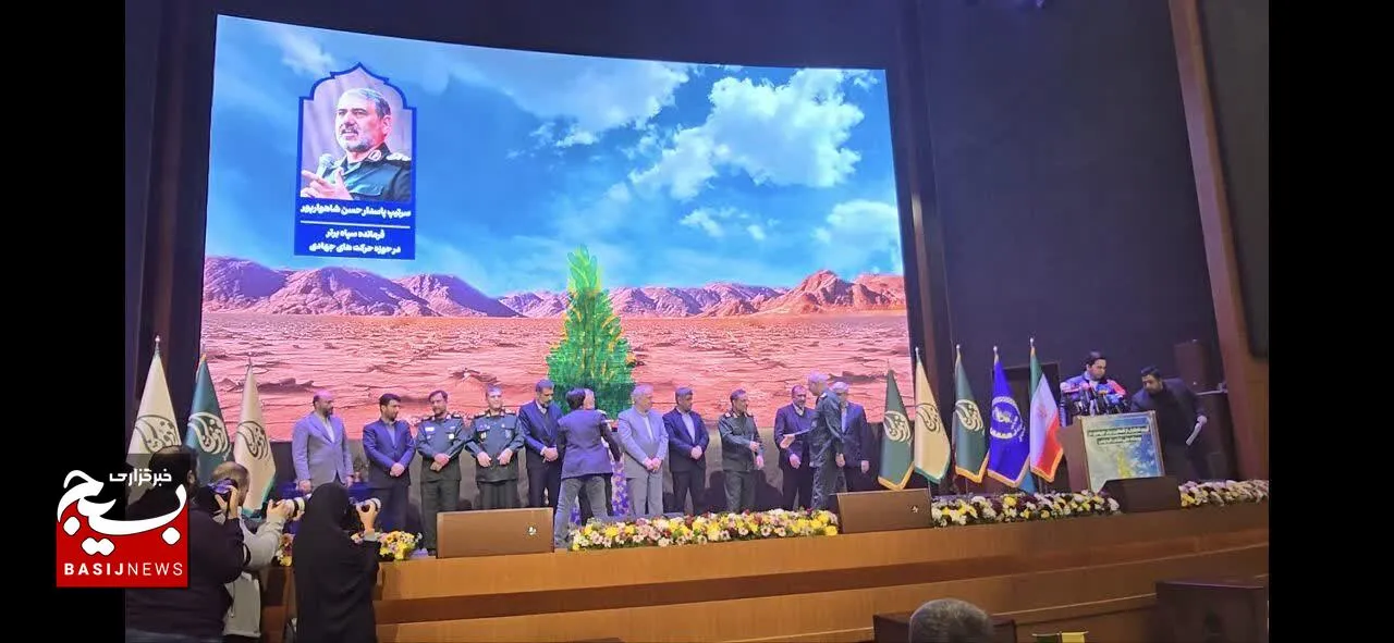فرمانده سپاه خوزستان، فرمانده سپاه برتر در حوزه محرومیت زدایی در اولین رویداد ملی نشان فردوس 