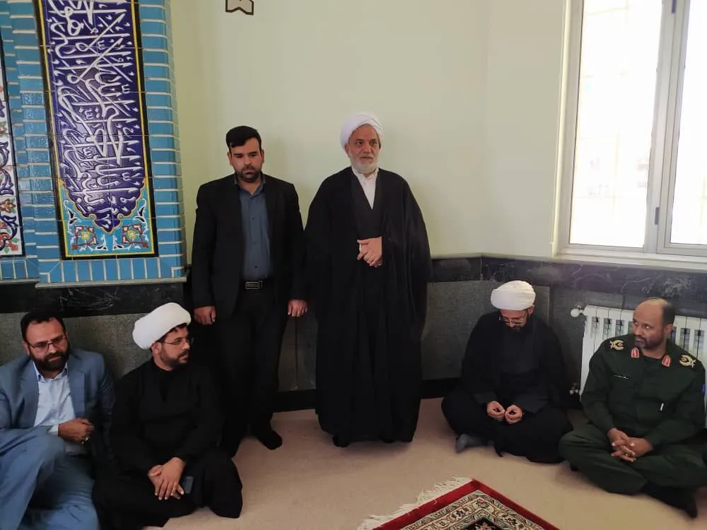 حرکت کاروان های پیاده ؛ شعائر الهی را زنده نگه می دارد