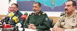 حضور ۱۶ هزار پیشکسوت دفاع مقدس خراسانی در آیین ملی &laquo;جهاد و مقاومت از دیروز تا امروز&raquo;/ رونمایی از ۲۸ عنوان کتاب و بهره&zwnj;برداری از ۱۵ یادمان شهدای گمنام همزمان با هفته دفاع مقدس