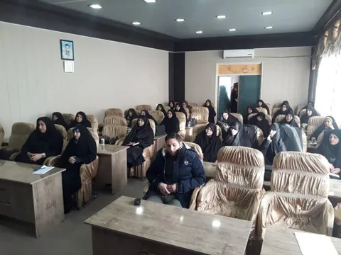 باید با قصد قربت برای انقلاب اسلامی کار کنیم تا یک مجلس انقلابی تشکیل یابد