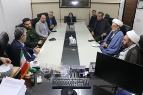 پرستاران در خط مقدم صیانت از سلامت جامعه و تداوم روحیه ایثار قرار دارند/تجلیل از پرستاران بیمارستان ثارالله مهرشهر