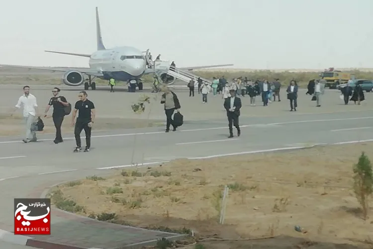  نخستین پرواز مسافربری در فرودگاه گناباد به زمین نشست