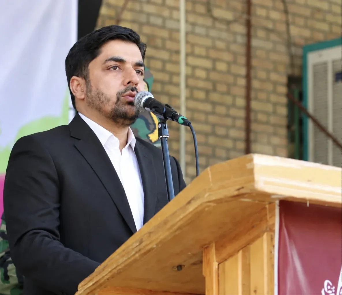 تبریک معاون روابط عمومی سپاه استان لرستان در کسب مقام سومی خبرنگار لرستان در جشنواره ابوذر 