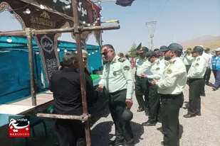 بازدید فرمانده انتظامی استان همدان از خدمات&zwnj;دهی موکب حضرت ام البنین (س) روستای پیروز&nbsp; ملایر