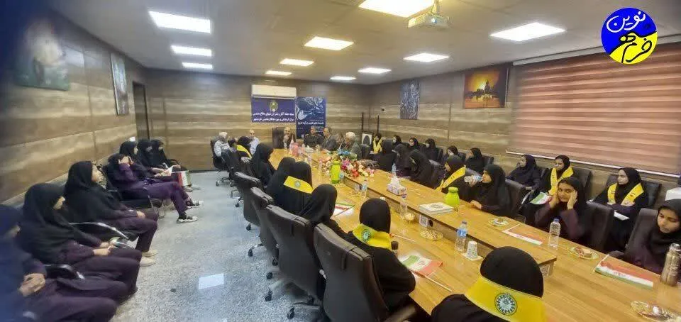 نشست خلیج فارس در آینه تاریخ در موزه دفاع مقدس خرمشهر
