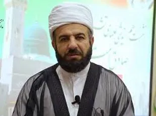 باید نسل جدید را نسبت به جریانات انحرافی آگاه کرد