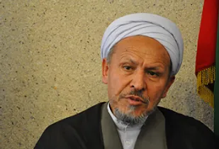 مسئولان به تربیت قرآنی دانش آموزان توجه کنند