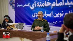 نقش کلیدی فرماندهان پایگاه در پیشبرد اهداف فرهنگی و اجتماعی محلات/ ضرورت بهره&zwnj;گیری از ظرفیت&zwnj;های مردمی برای حل مسائل محلات شهر کرج