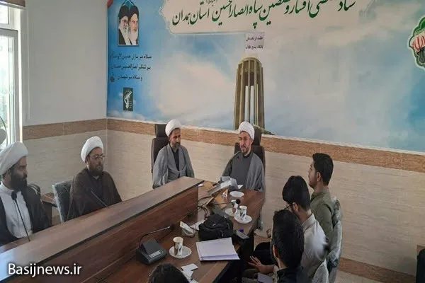 بسیج طلاب باید بازوی تبیین نیروی فکری ولایت در جهاد تبیین باشند