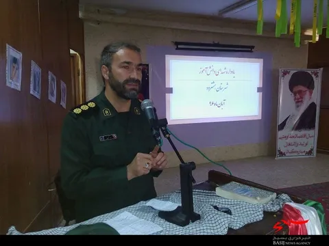 هشتم آبان یادآور حماسه دلاورمردی شهید فهمیده است