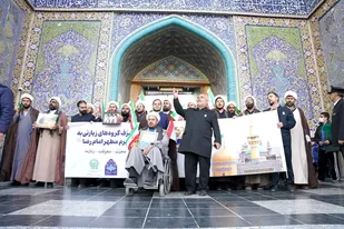 روحانیون نیروی زمینی سپاه در حرم رضوی با آرمان&zwnj;های انقلاب تجدید بیعت کردند
