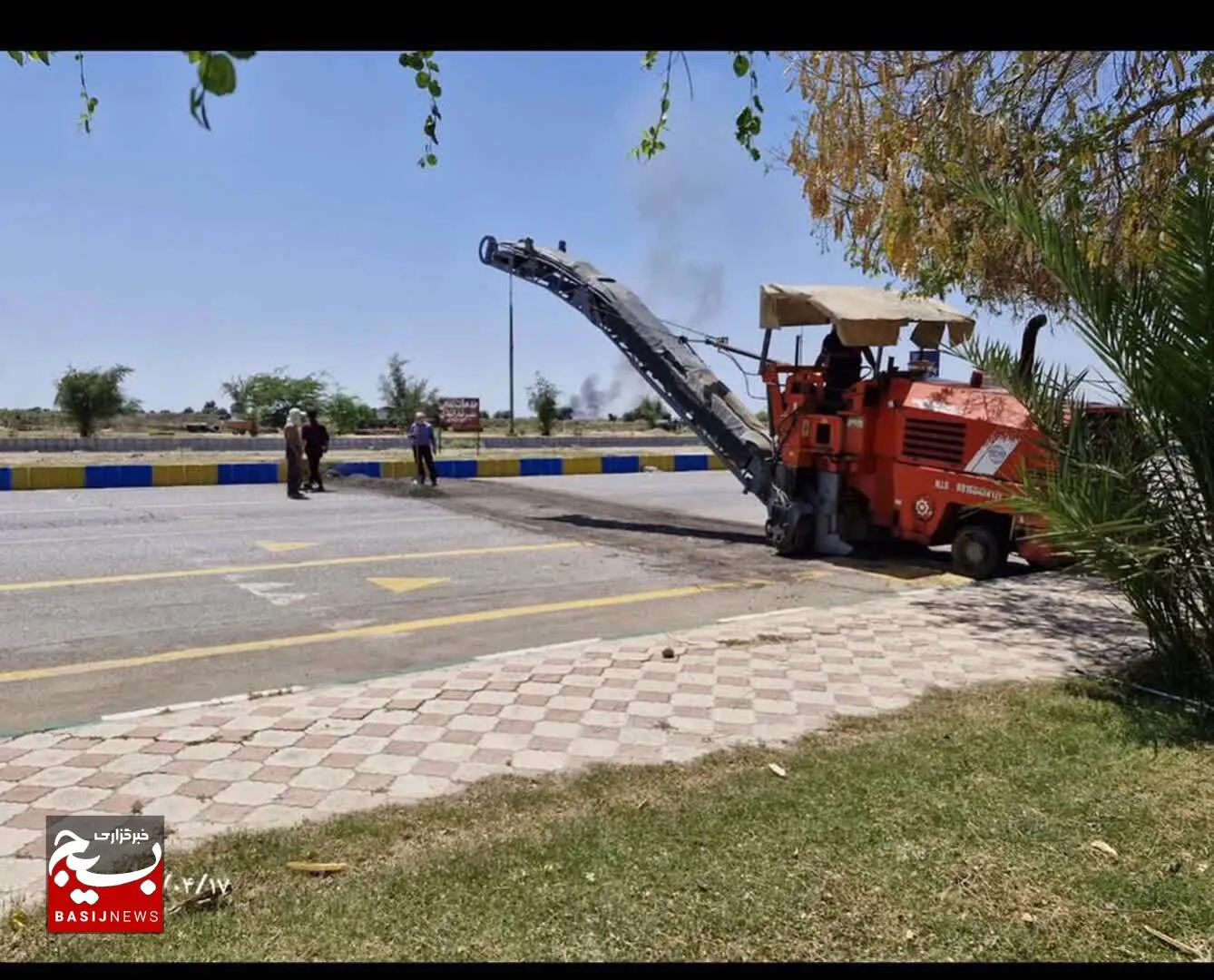 حذف موانع بلوار روبروی صالح شهر در دستور کار قرار گرفت