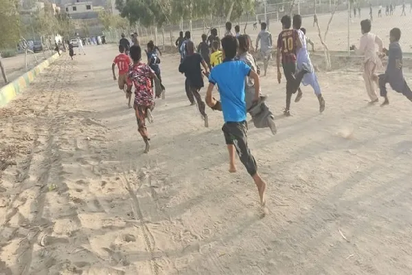 مسابقات دو و میدانی بین پایگاهی در چابهار برگزار شد