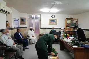 نماز جمعه قلب فرهنگی هر شهر است/ضرورت ترویج فرهنگ دفاع مقدس در نسل جوان