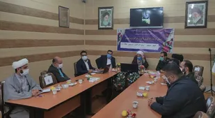 مدارس عبادتخانه است