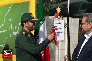 مراسم زنگ مهر و مقاومت در مدرسه نمونه تربیت در شهرستان محلات