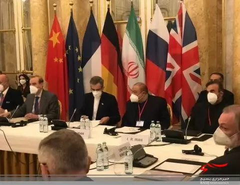 تکلیف رفع‌تحریم‌ها روشن نشود نمی‌توانیم سایر مسائل را نهایی کنیم
