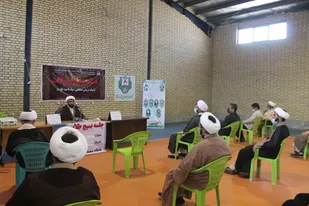 نشست روشنگری با حضور بسیجیان و مسئولین شهرستان طارم برگزار شد+تصاویر
